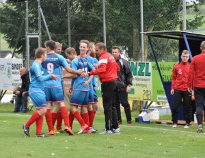 29 Erleichterung beim ganzen Team