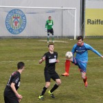 11 Jakob erkämpft sich den Ball